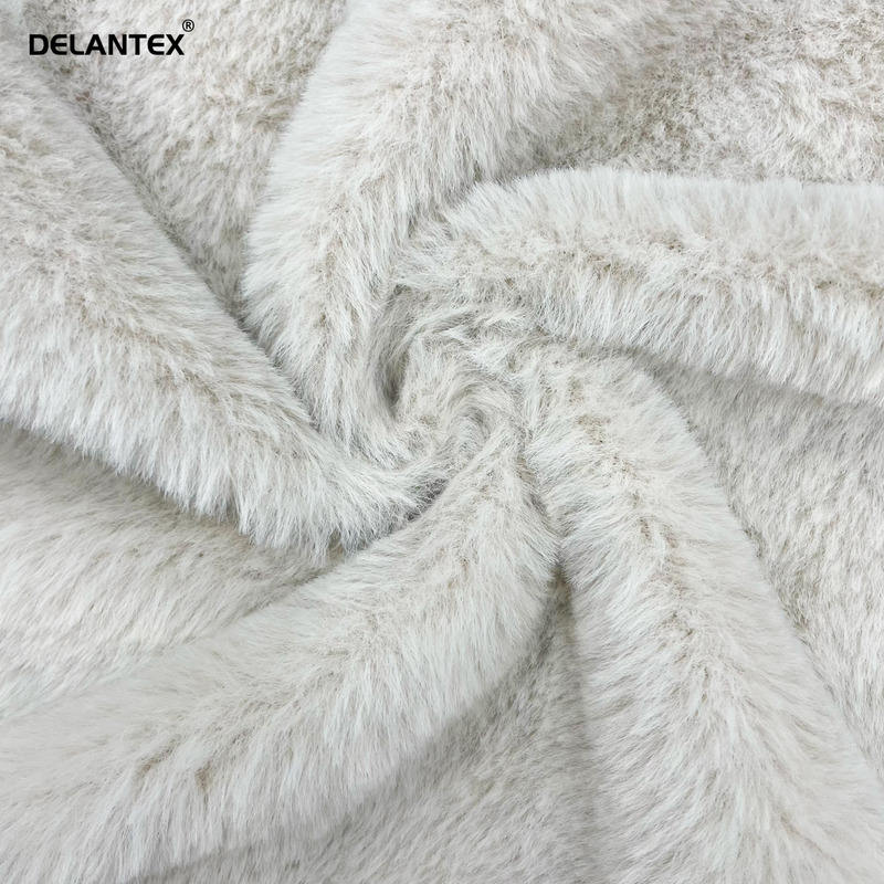 Delantex Wholesale 100% Polyester Rabbit Fur Fabric One Side Brushed Warped Anti-Static for Winter Warm-keeping Coats Girls