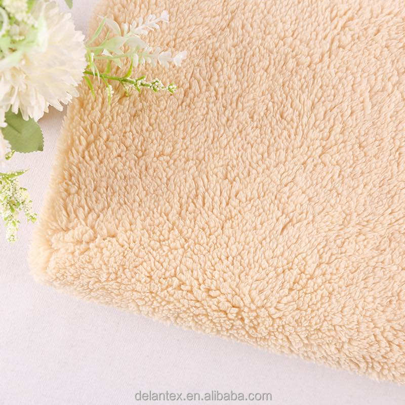 Delantex Cheap Soft Hoodi Fabric Brushed Blanket Artificial Fur Fabric Plush Fleece Coat Brush Sherpa Fleece Fabric Free Sample