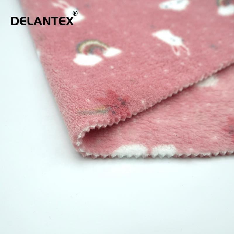 Delantex China Wholesale Soft 100% Polyester Coral Polar Fleece Brushed Print Fabric Free Sample