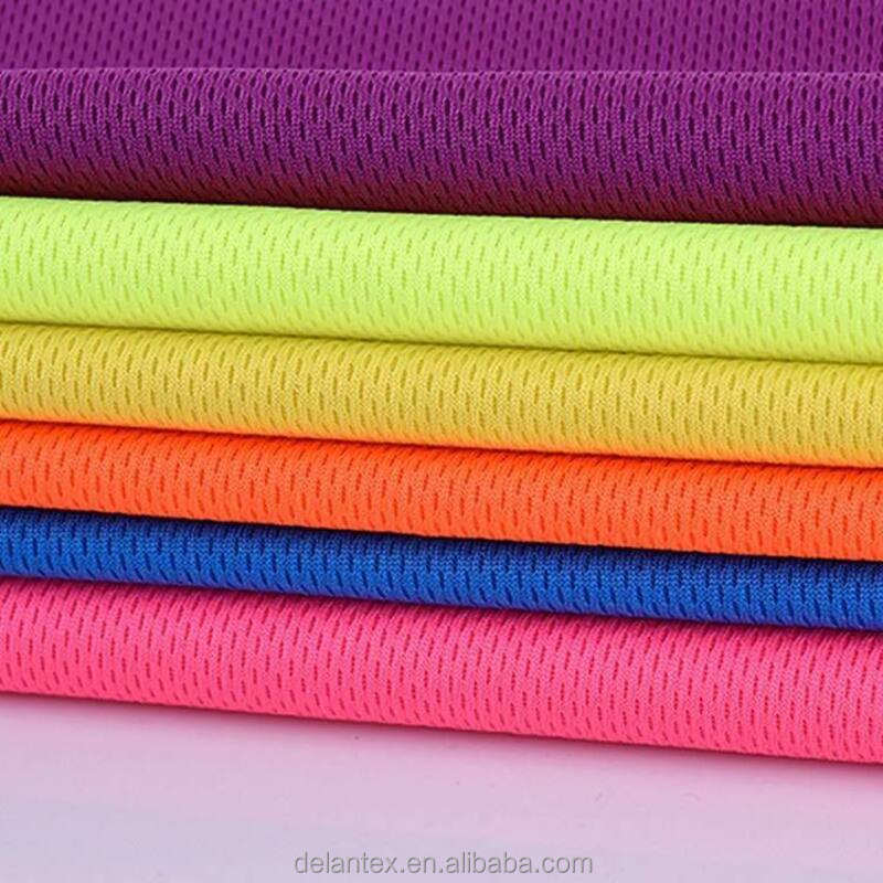 Customized Soccer Uniform with Bird Eye Mesh Fabric 100% Polyester for Lining Outdoor Use Diapers