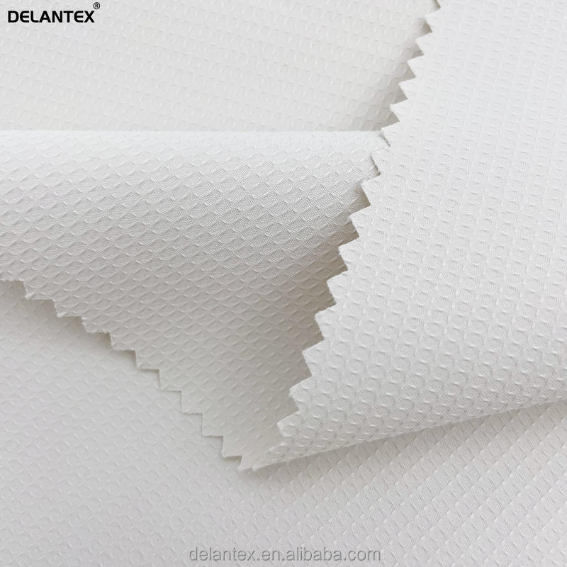Delantex Lightweight Waterproof Polyester Woven Matte Small Louver Grid Softshell Fabric for Garment
