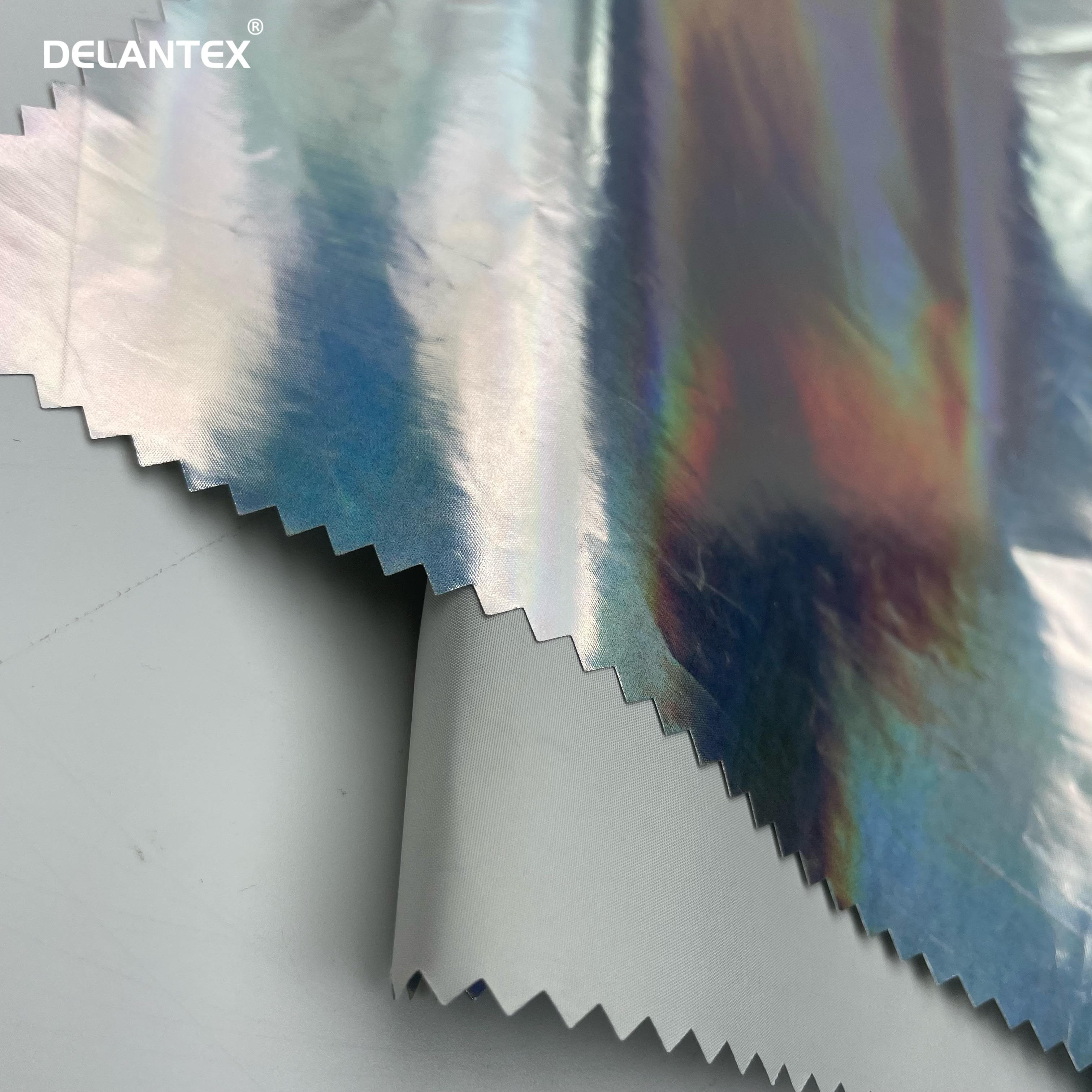 Delantex Lightweight Waterproof Polyester Reflective Fabric Silver Coated Taffeta Fabric for Car Cover Umbrella Free Sample