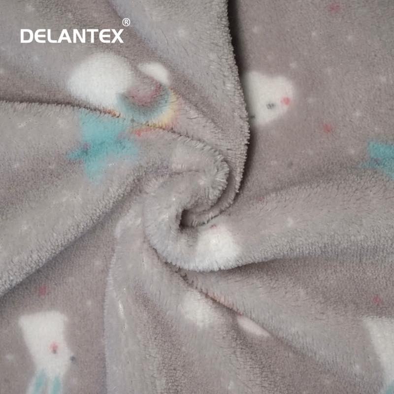 Delantex China Wholesale Soft 100% Polyester Coral Polar Fleece Brushed Print Fabric Free Sample