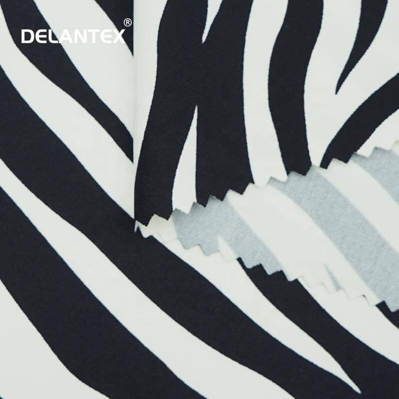 Custom Animal Printed Upf 50+ 4 Way Stretch Elastane Swimwear Fabric