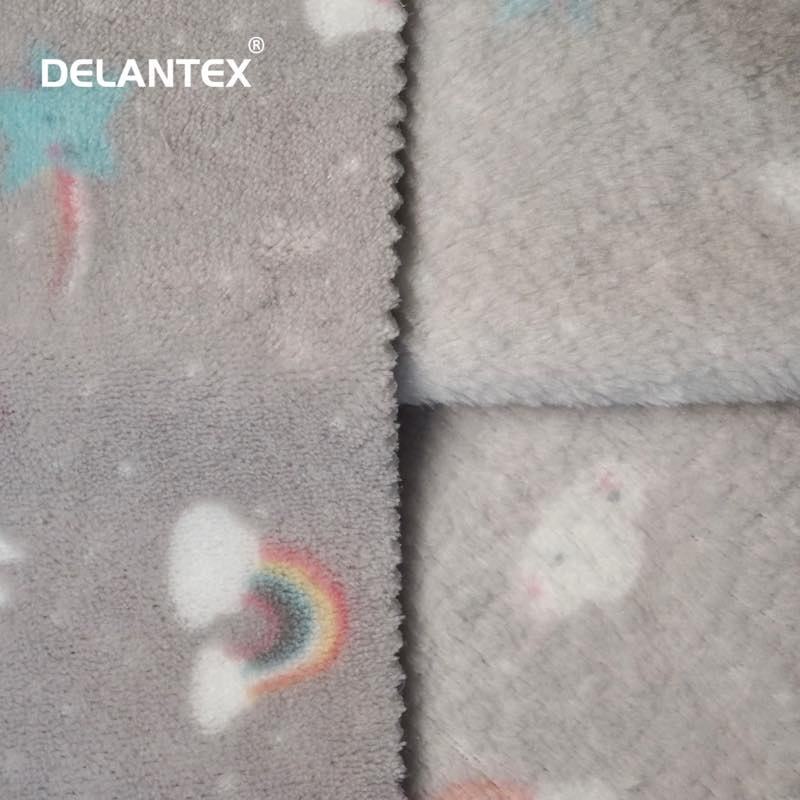 Delantex China Wholesale Soft 100% Polyester Coral Polar Fleece Brushed Print Fabric Free Sample