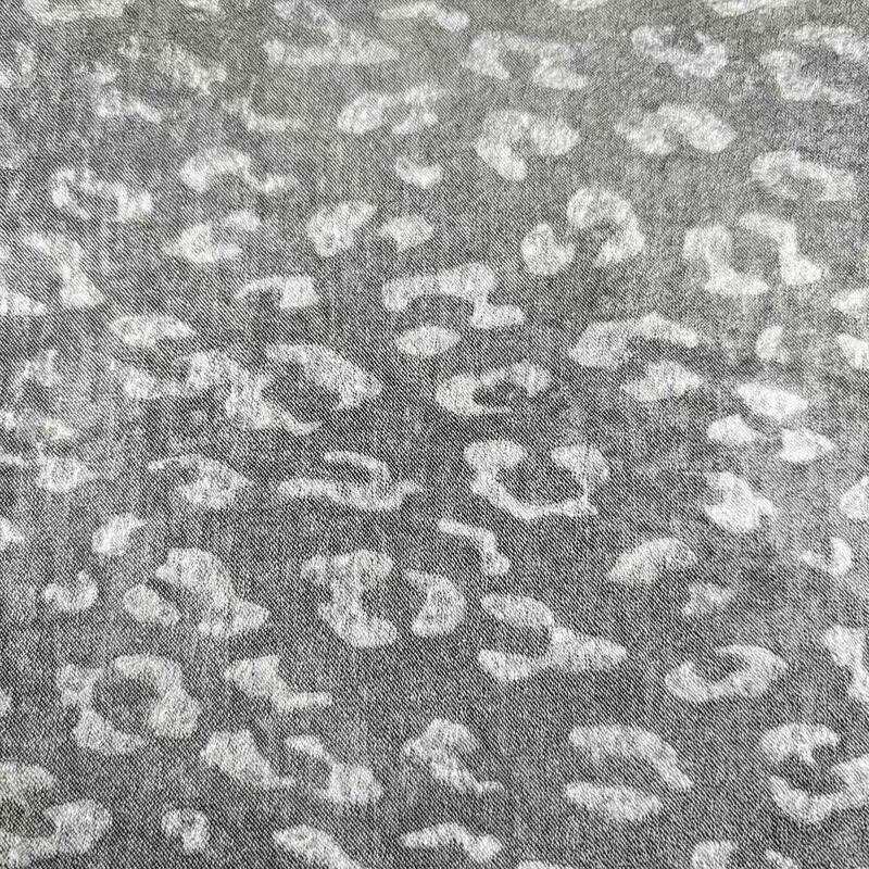Delantex 114gsm Custom Wholesale 100% Polyester Woven Fabric Gold Leopard Hot Stamping Foil Print for Stage Costume Evening Dress custom fabric manufacturer