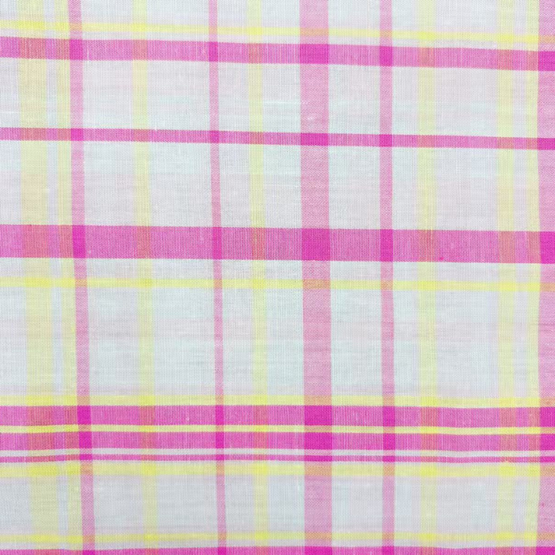 Delantex 90gsm 60% Cotton 40% Polyester CVC Check Yarn Dyed Woven Fabric Comfortable Anti-pilling For Workwear